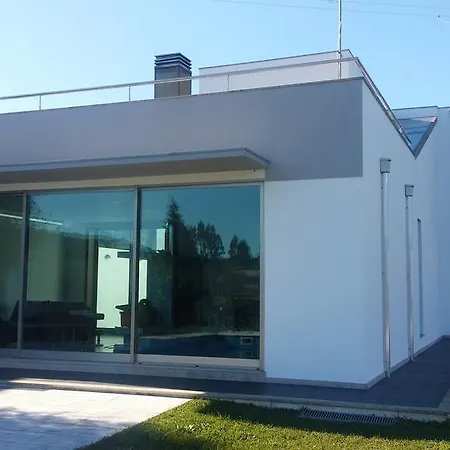 Casa Lameira *
